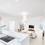 Dimora Elegante Con Esclusivo Giardino Privato *