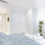 Dimora Elegante Con Esclusivo Giardino Privato *