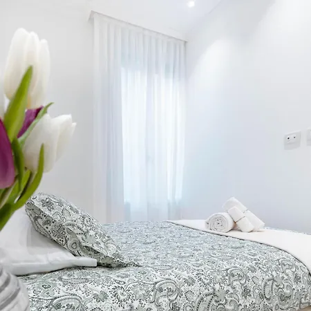 Apartment Dimora Elegante Con Esclusivo Giardino Privato