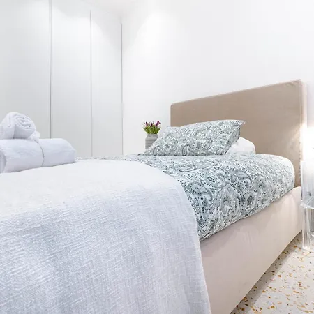 Dimora Elegante Con Esclusivo Giardino Privato Apartment *