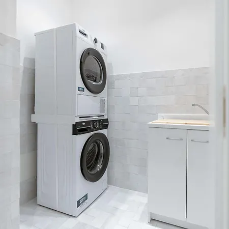 Apartment Dimora Elegante Con Esclusivo Giardino Privato