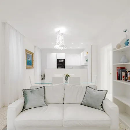 Dimora Elegante Con Esclusivo Giardino Privato Apartament *