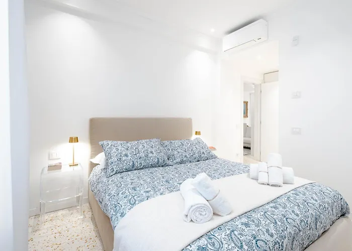 Dimora Elegante Con Esclusivo Giardino Privato Βενετία