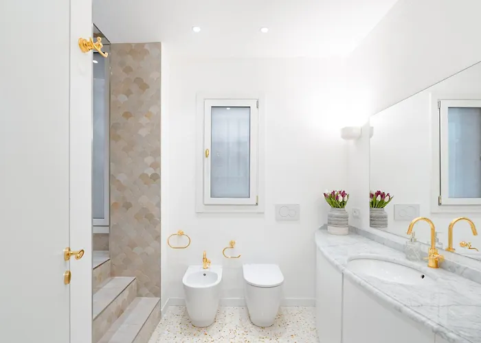 Dimora Elegante Con Esclusivo Giardino Privato Διαμέρισμα