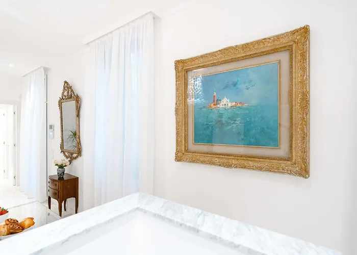 Διαμέρισμα Dimora Elegante Con Esclusivo Giardino Privato *